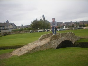 dad-standrews-oldcourse-stonebridge