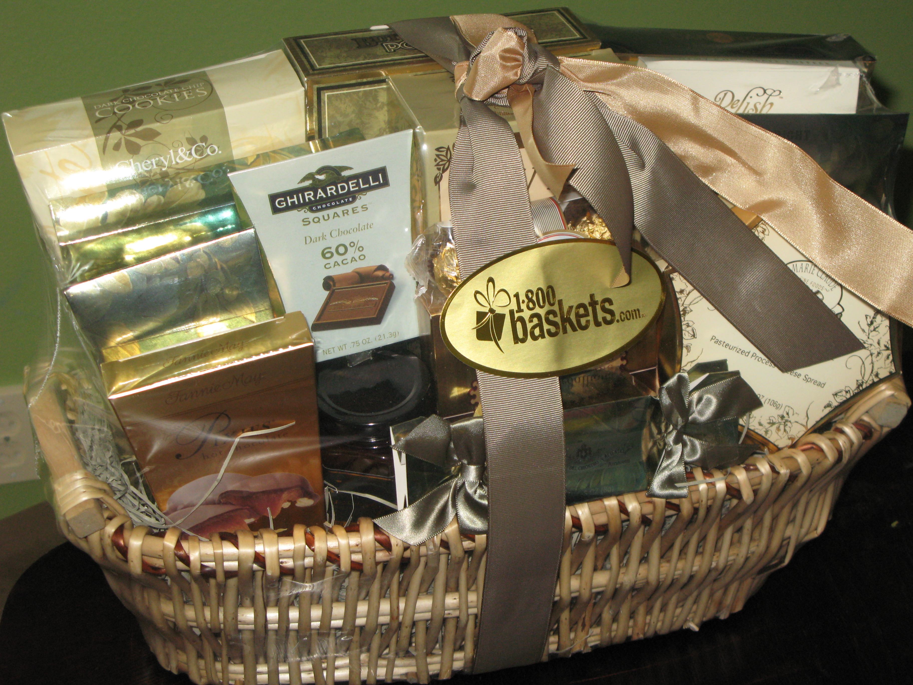 Holiday Gift Guide 2009 1800Baskets *Giveaway*
