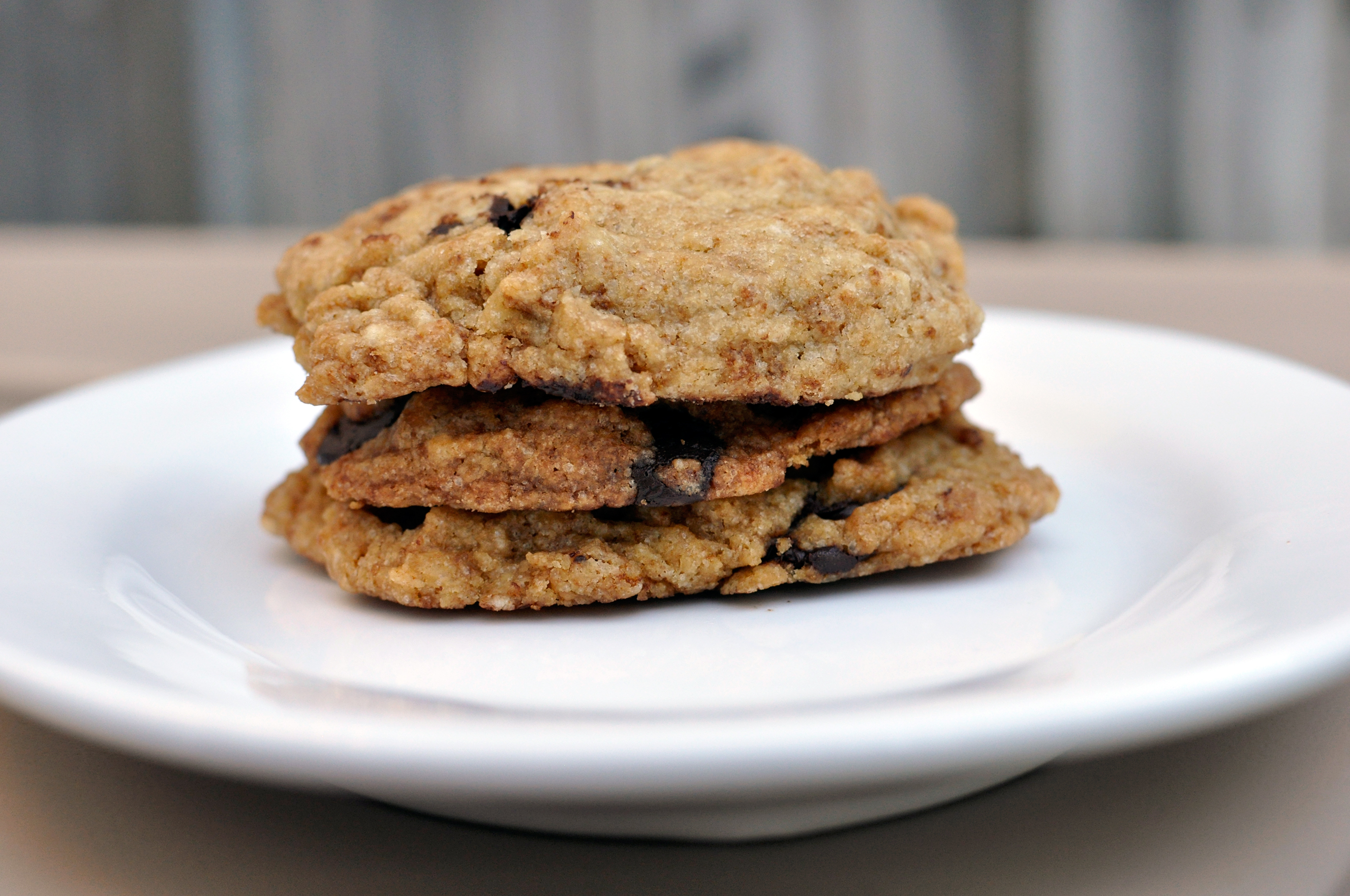 The Ins and Outs of Living With Food Allergies + A Vegan Dark Chocolate