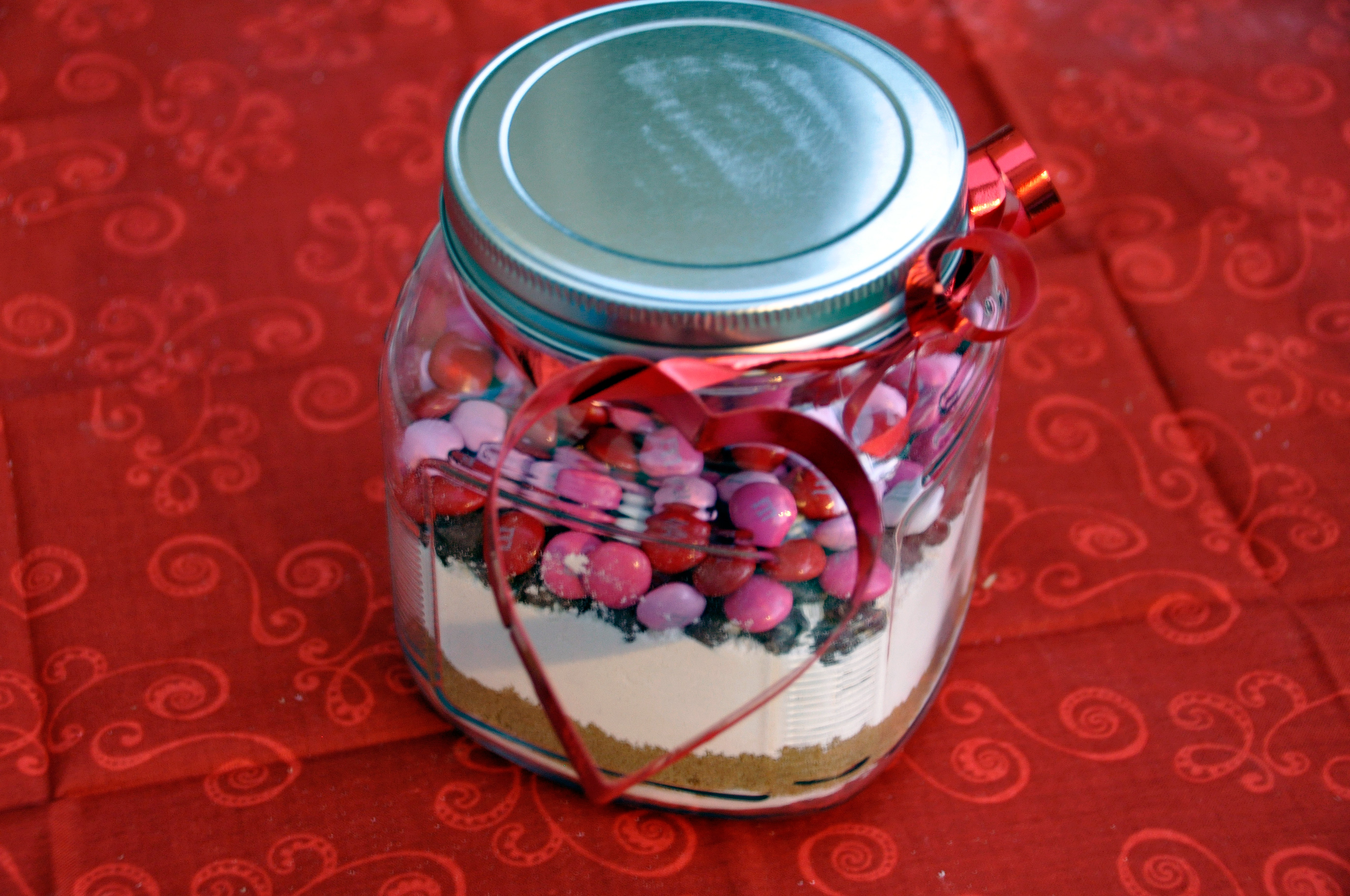 valentines day cookie jar