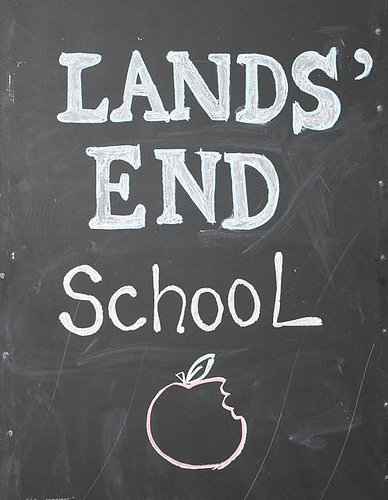 Lands' End School