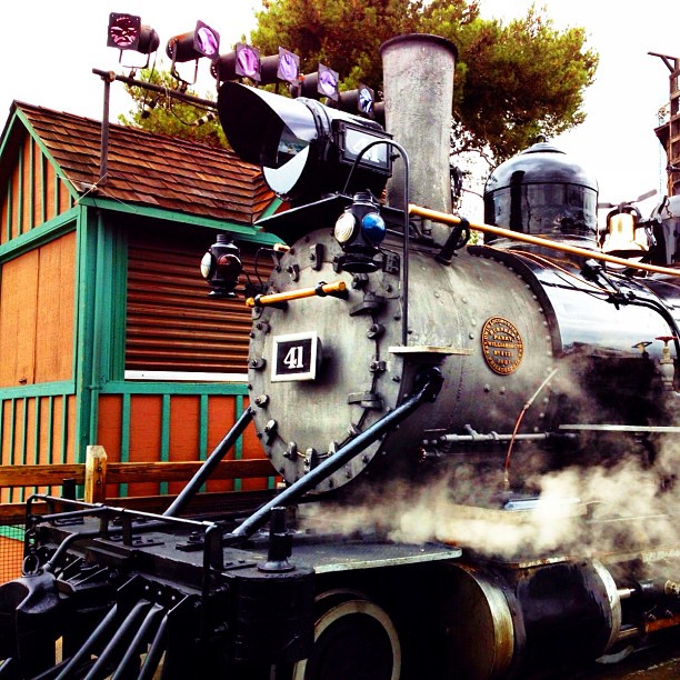 Train at Knott's Berry Farm