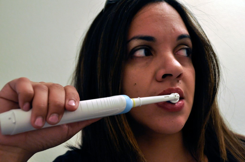 Oral B Deep Sweep Electric Toothbrush