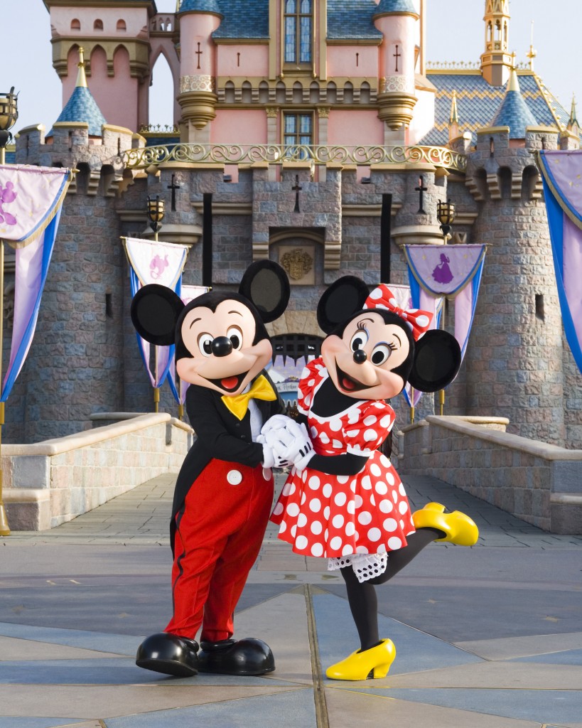 Mickey Mouse & Minnie