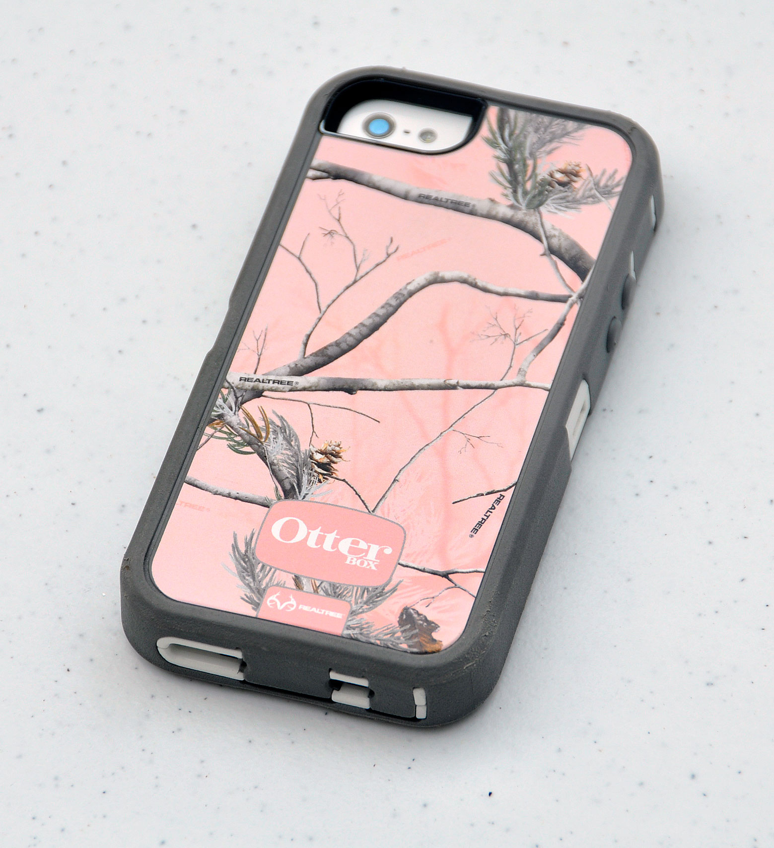 OtterBox Smartphone Cases Offer Stylish, Durable Protection Rockin Mama™