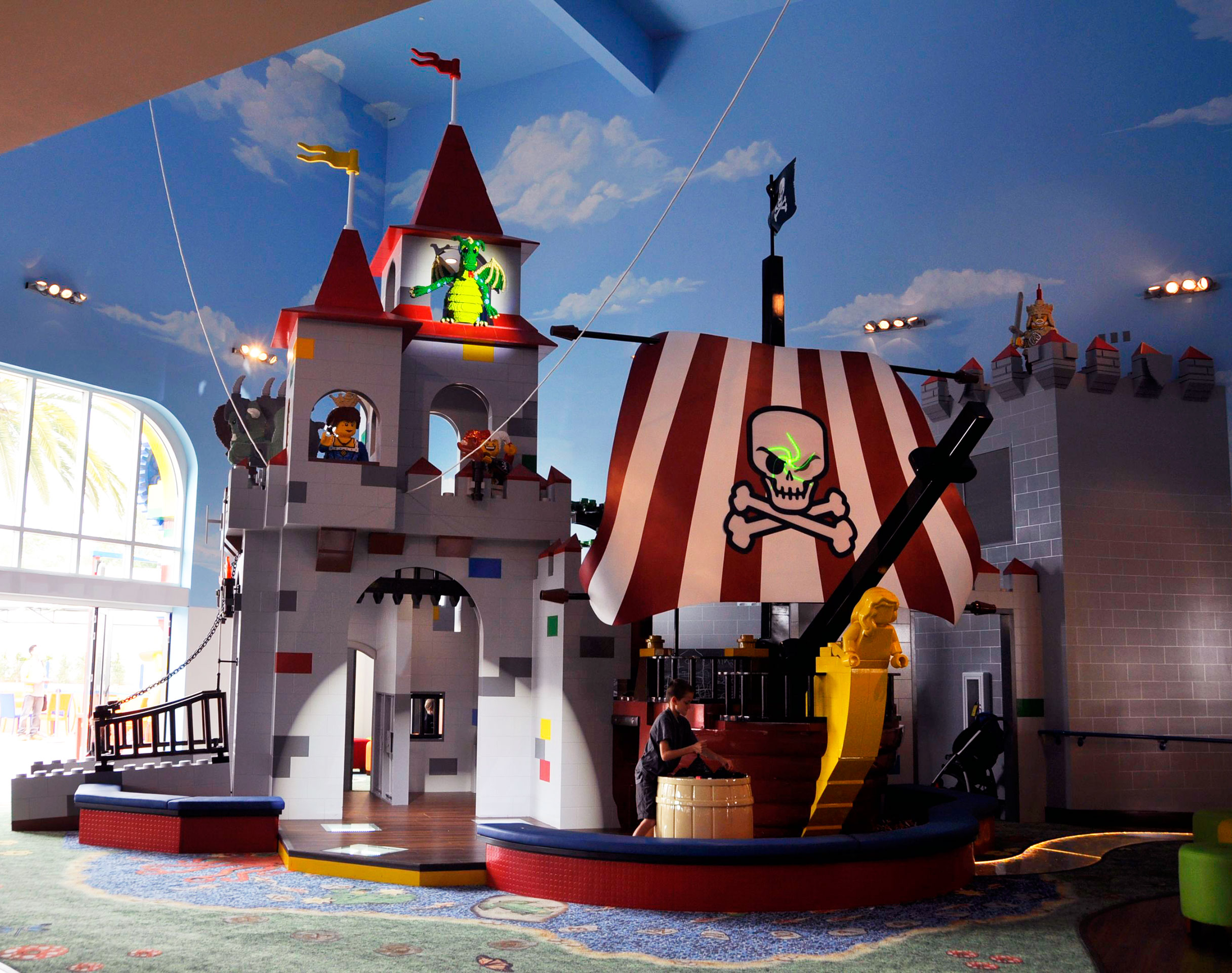5 Reasons To Book Your Stay at the New LEGOLAND Hotel - Rockin Mama™