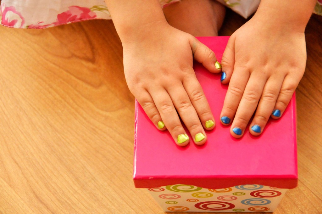 Piggy Paint: Non-Toxic Nail Polish For Girls *Giveaway* - Rockin Mama™