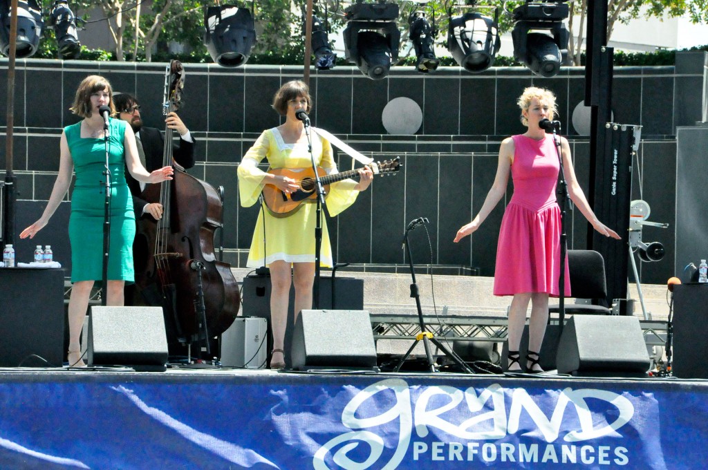 Grand Performances at California Plaza