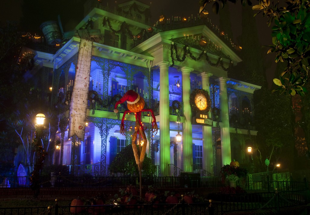 HALLOWEEN TIME at the Disneyland Resort, Haunted Mansion Holiday