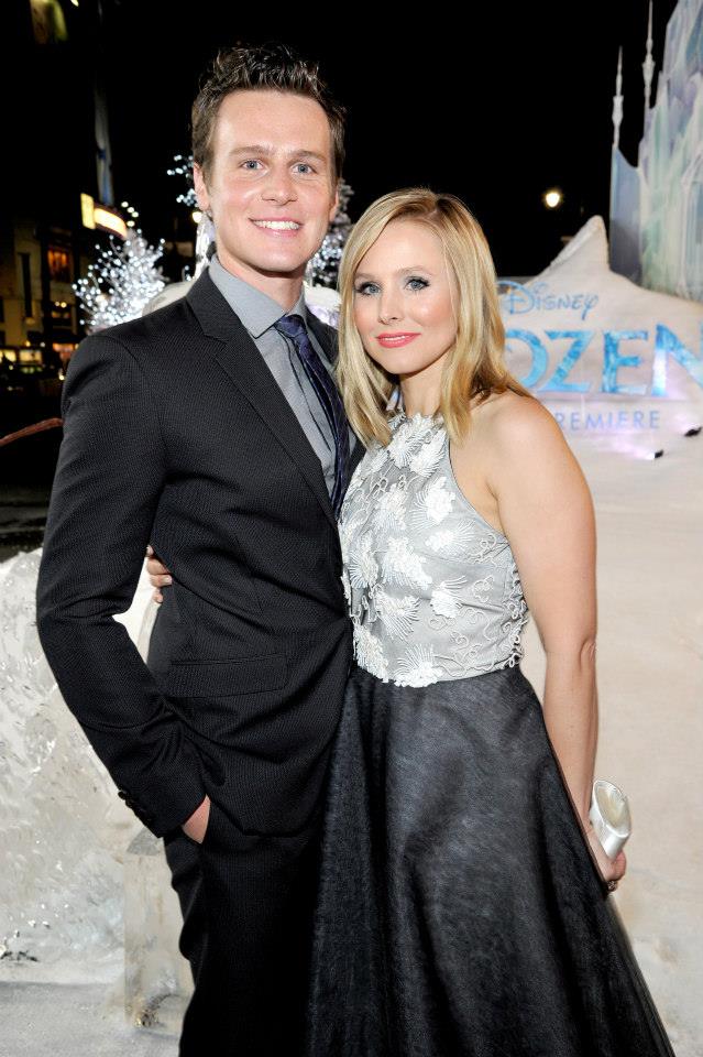 Jonathan Groff and Kristen Bell