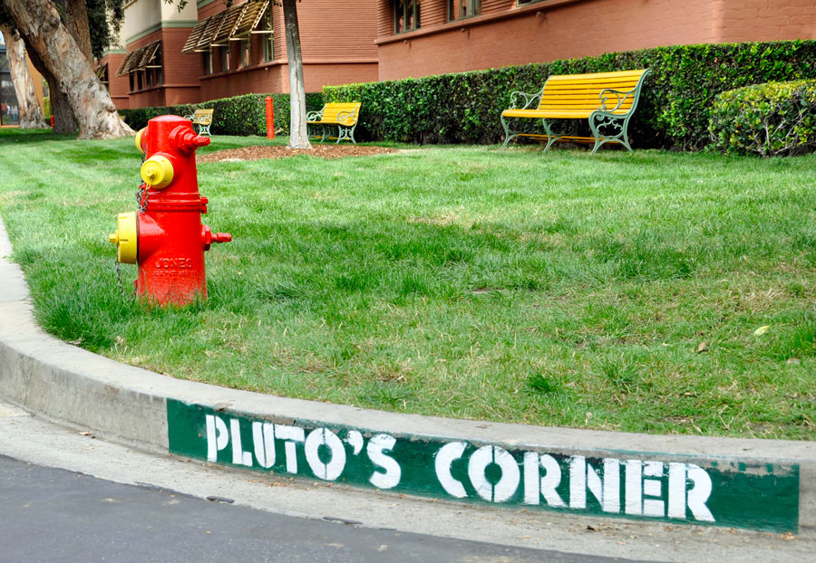 Pluto's Corner at Walt Disney Studios