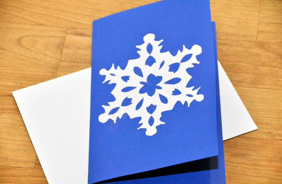 Easy DIY Snowflake Invitations + Free Printable