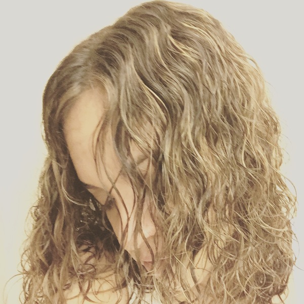 5 Best Tips For Taming Curly Hair