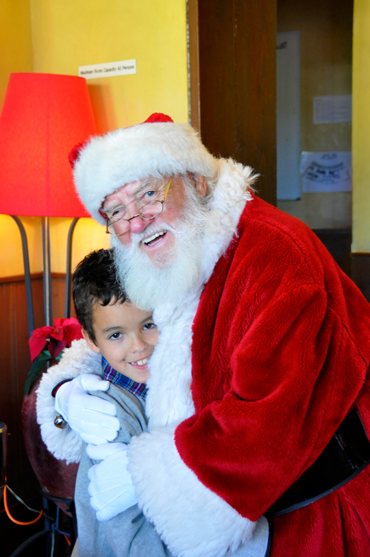 Santa Hugs - Photos with Santa