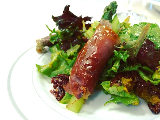 Prosciutto-Wrapped Asparagus - Keeping Up with the Joneses