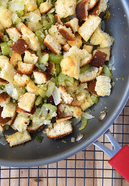 preparing cornbread stuffing