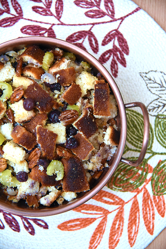 Recipe for Blueberry Pecan Cornbread Stuffing