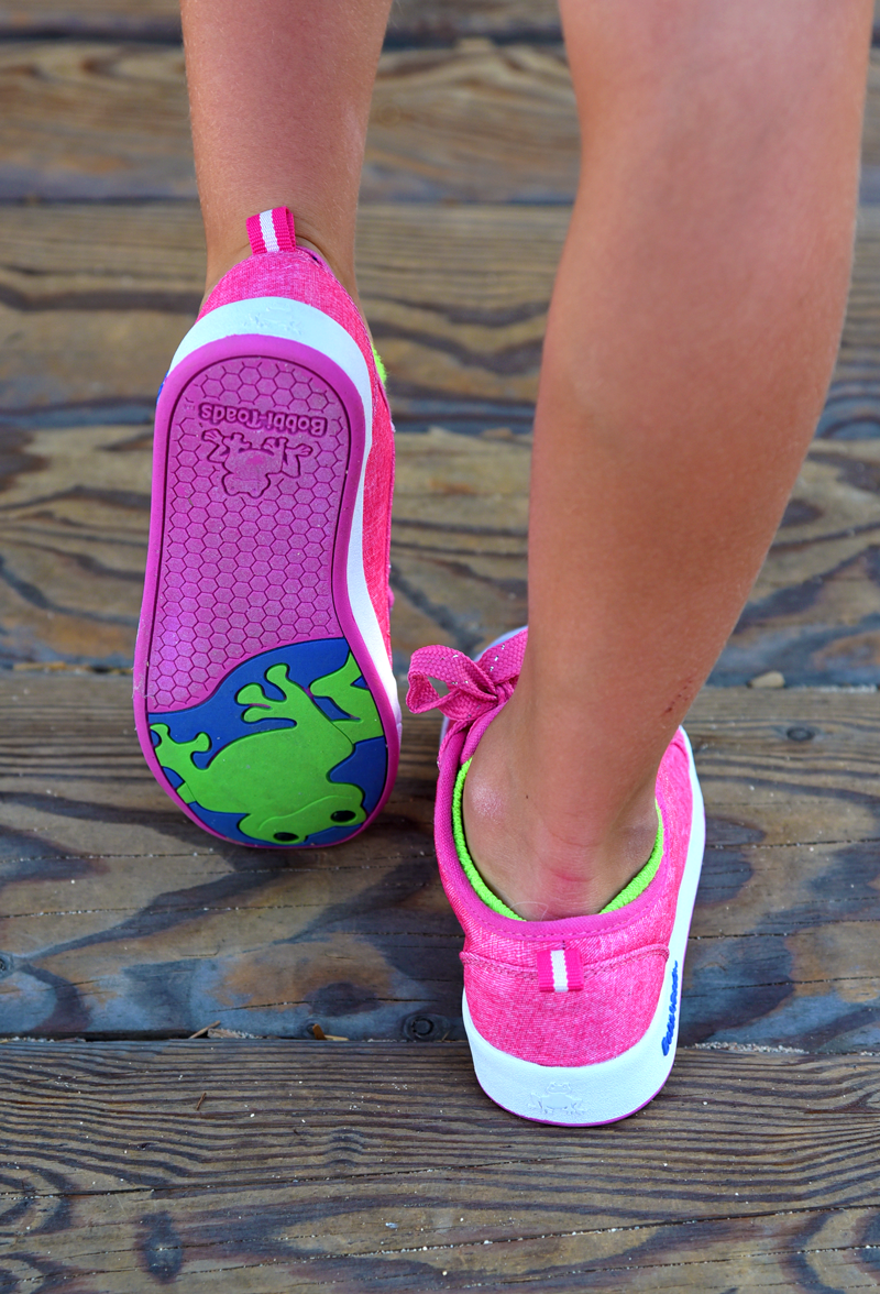 Bobbi-Toads Paintable Shoes For Kids - Giveaway - Rockin Mama™
