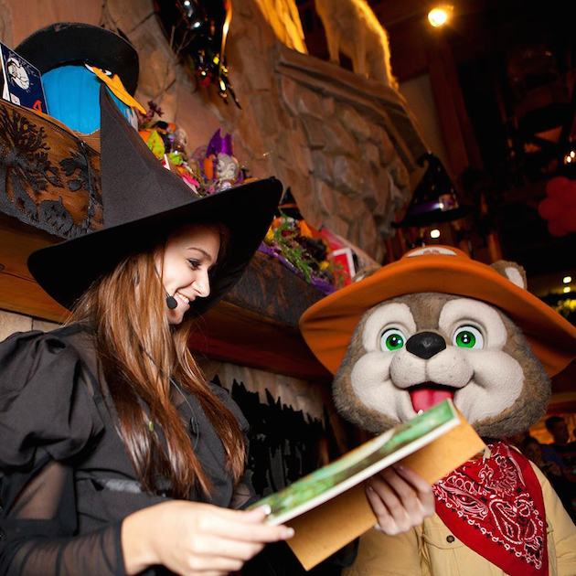 Howl O Ween Story Time Great Wolf Lodge