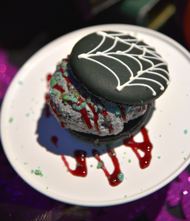 Spider Silk Ice Cream Sandwich