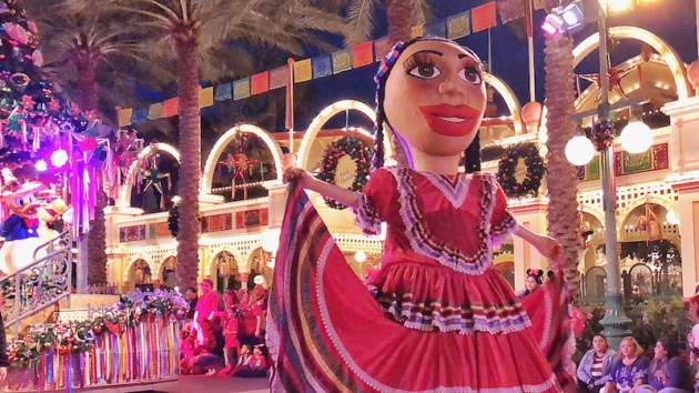 Viva Navidad at Disneyland