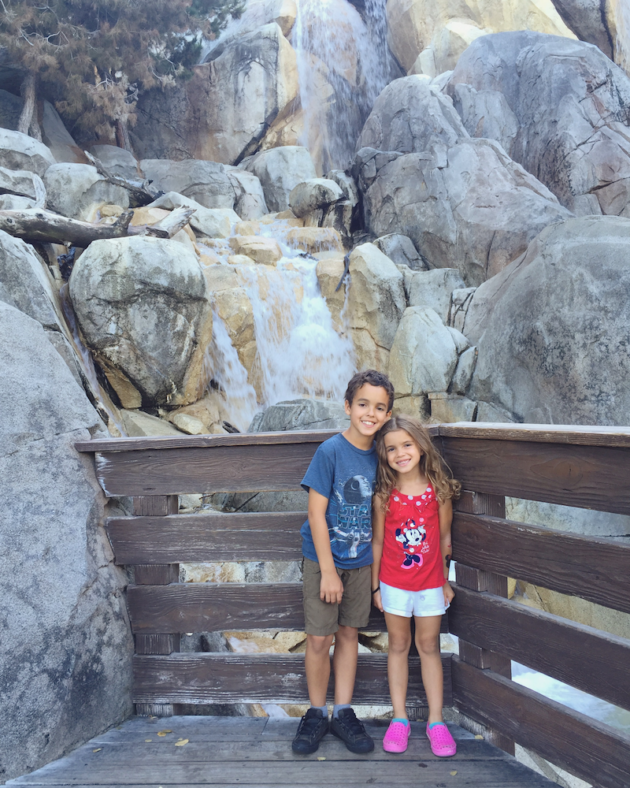 Siblings Disney California Adventure Park