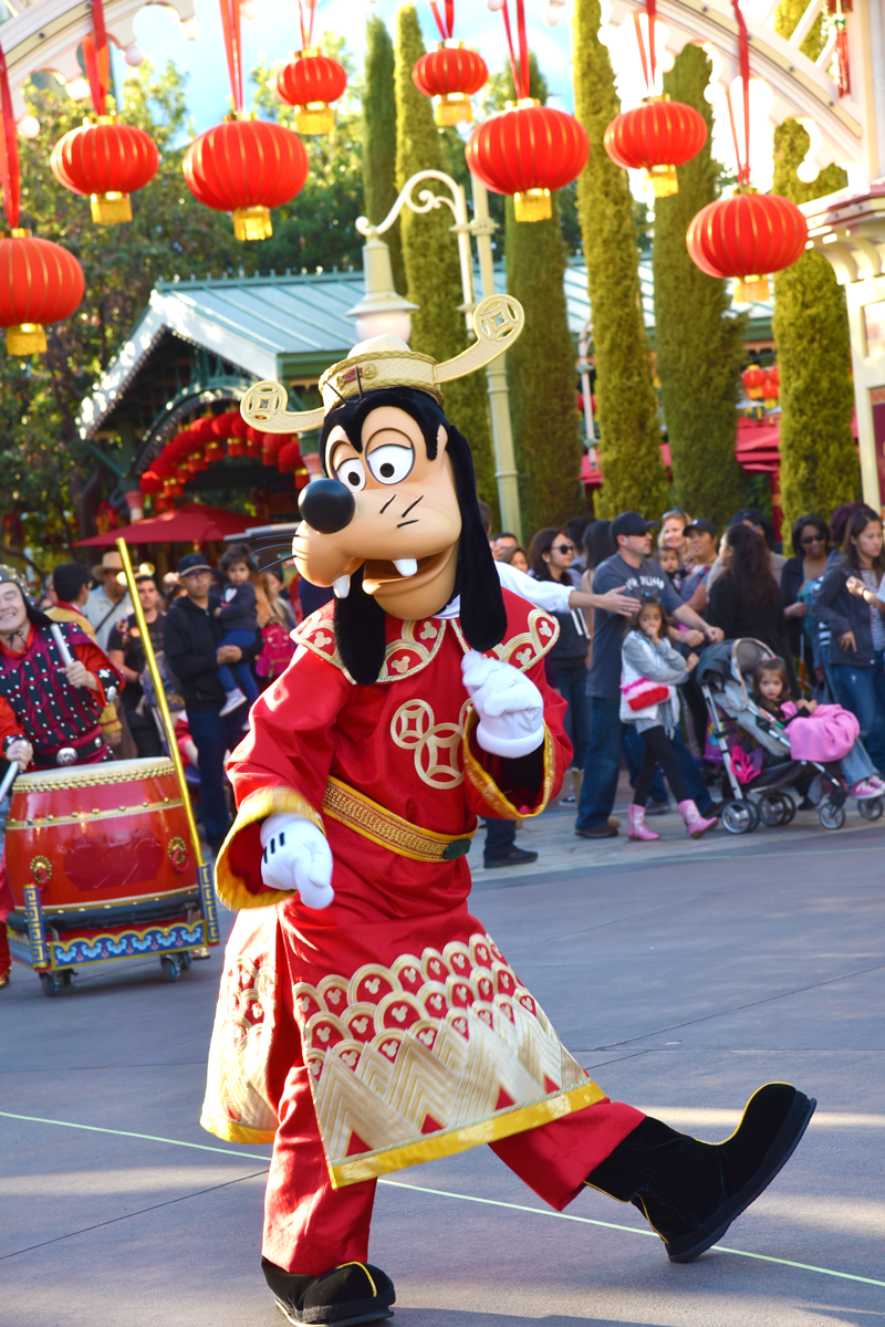 Your Complete Guide to Dining at Disneyland During Lunar New Year