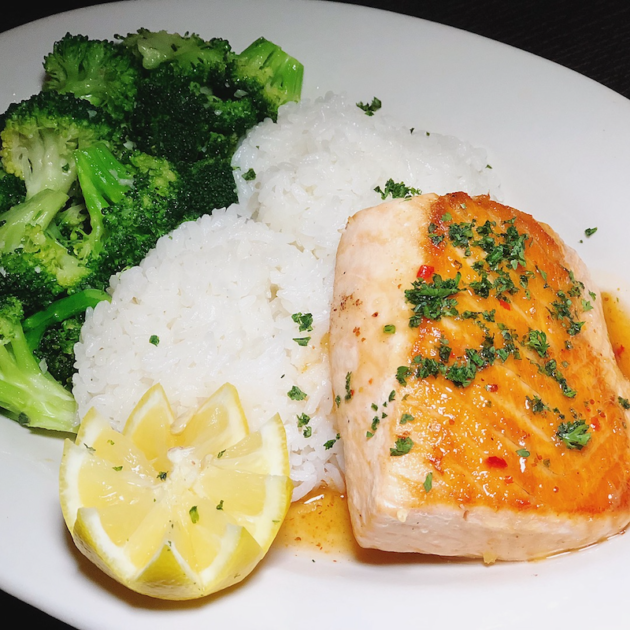 Grilled Salmon With Mango Chutney