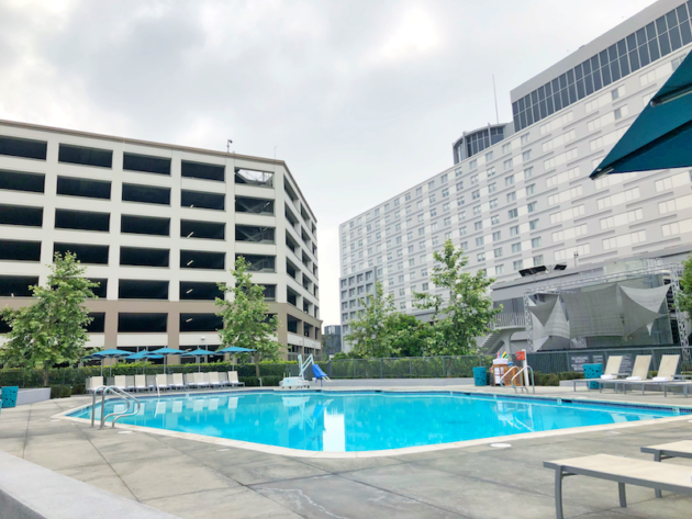 Hyatt Regency LAX Pool