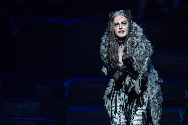 Mamie Parris as Grizabella in CATS