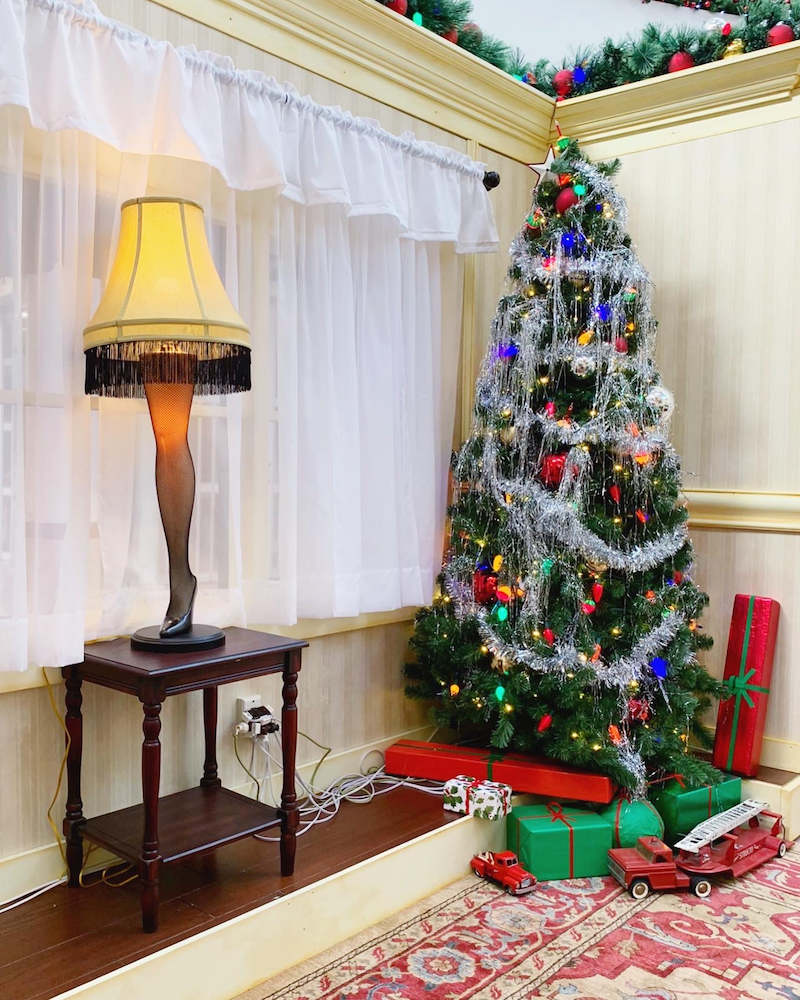 A Christmas Story at MainPlace Mall Rockin Mama™