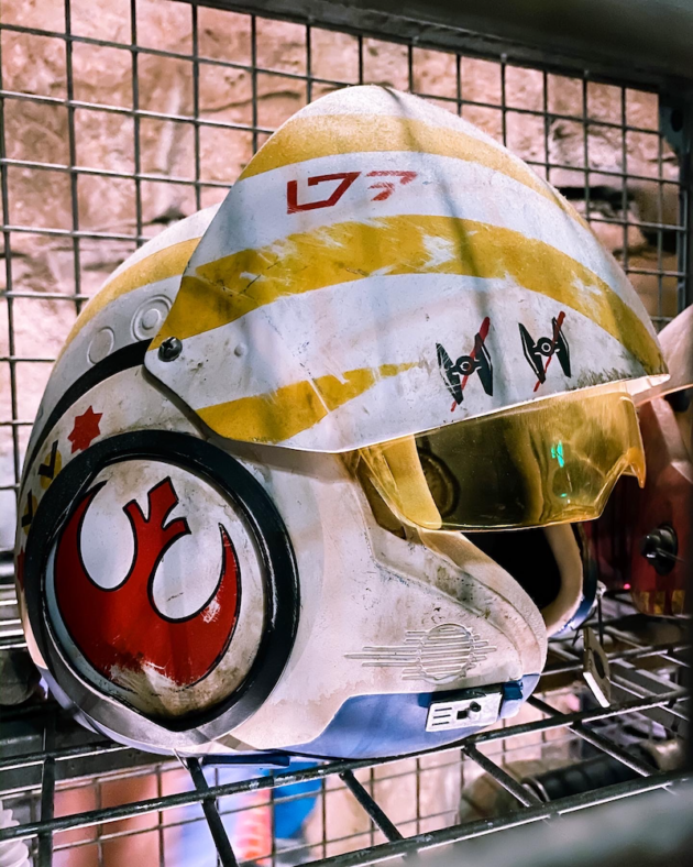 Helmet in Rise of the Resistance