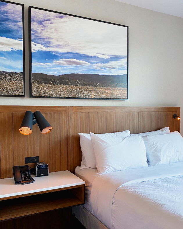 Beds at Ayres Hotel Vista Carlsbad