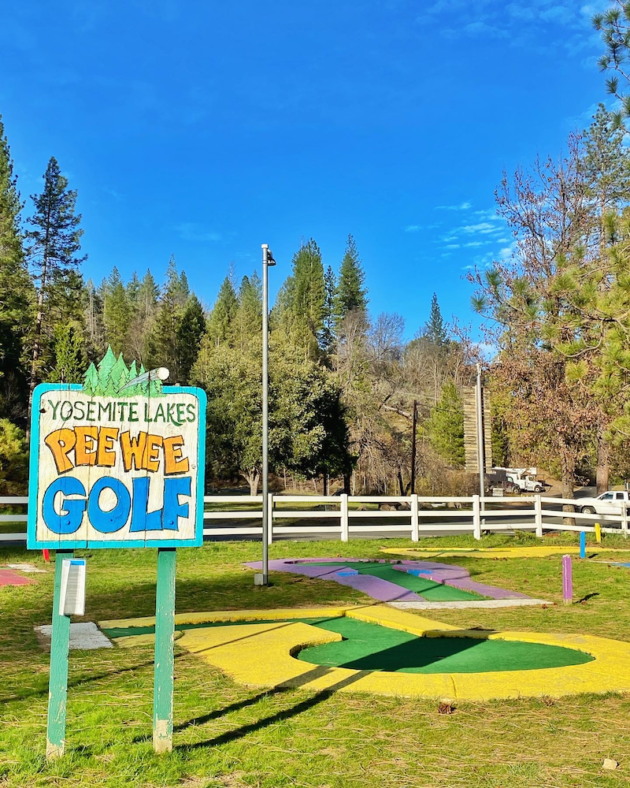 Miniature Golf Yosemite Lakes RV Resort