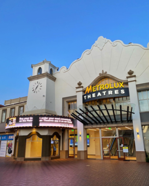 MetroLux Theatres At The Outlets At San Clemente - Rockin Mama™